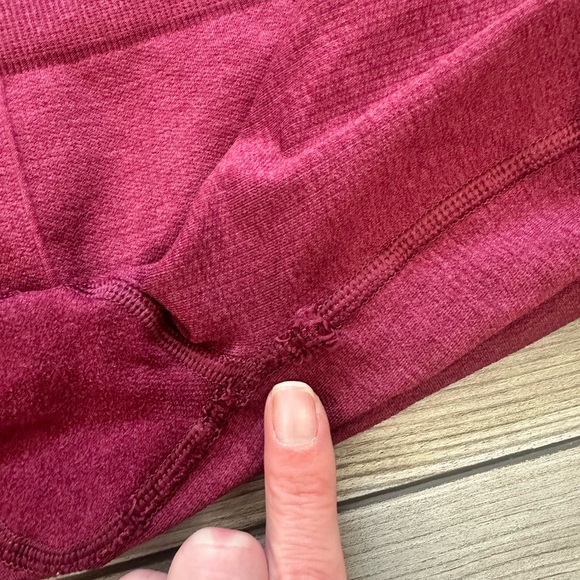 Lululemon Seamlessly Street Crop leggings size 6 - Picture 2 of 7